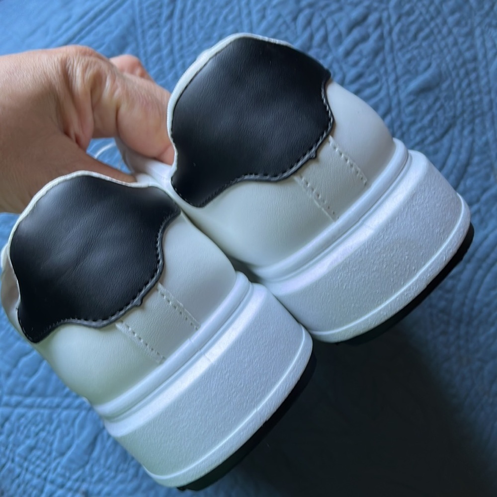 NWOT  Madden Girl Women's Josiiee Sneaker  Size‎ 8.5 - Picture 7 of 10